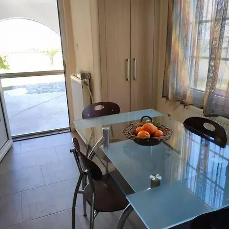 Blue Flag Holiday home Nea Mesagkala