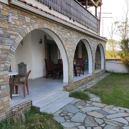 Holiday home Blue Flag Nea Mesagkala